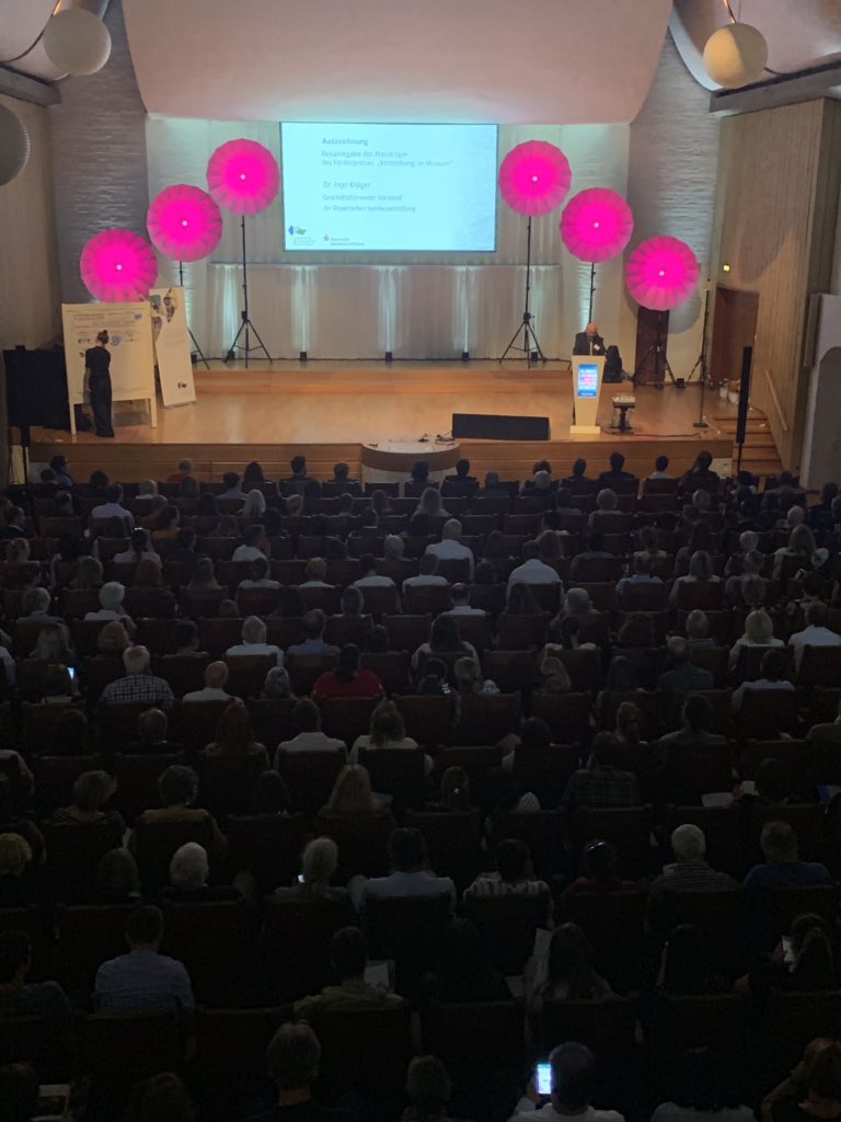 Dr. Ingo Krüger <a href="/Ciosvb/">Ingo Krüger</a> <a href="/BSStiftung/">Bayerische Sparkassenstiftung</a> verkündet die Preisträger des #fvm19 #BYMT19