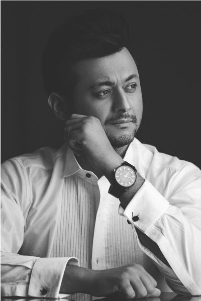 Swapnil picks producer’s hat in the Web space Over the yrs, ample of actors got in2 producer’s shoes & now it seems like @SwwapnilJoshi has joined the bandwagon 2. After endear'g million hearts wd his act'g #SwapnilJoshi is set 2 amaze his fans not only as an actor but a producer