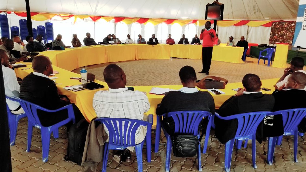 NairobiChapel's tweet photo. Bishop Oscar envisioning Nairobi Chapel Lead Pastors this morning. 
#GrowDEEP
#ReachWIDE https://t.co/XE9ObYWeZ4