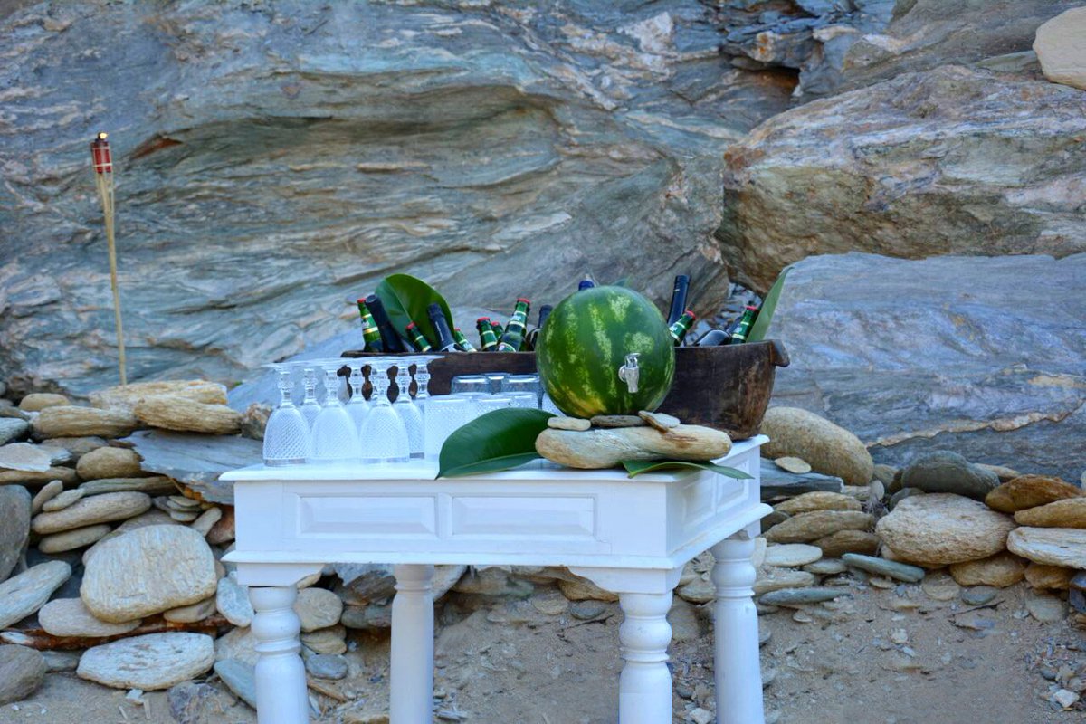 CapsisEliteRsrt's tweet photo. What's more exclusive than having an event at your own private beach? In a secluded, secret corner of the Cretan coast, we setup an amazing lounge area, a BBQ grill and everything needed for a relaxing day at the beach.
#OutoftheBlueCapsis #SpecialEvents #Crete #Greece https://t.co/f5S3UNwKEA