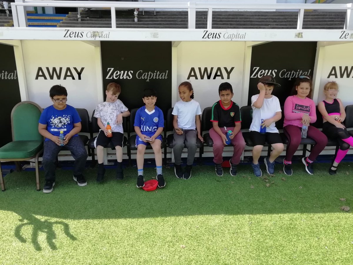 Rowlatts_TMET's tweet photo. 🌟Year 3s having a stadium tour at Leicester Tigers and playing some Tag Rugby on Mandela Park. #rhpe #teamwork #healthy #fitness https://t.co/uy4n5AWpFC