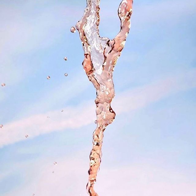 L’art du #rosé 💕 <a href="/miraval/">Velix Sánchez Miraval</a> ift.tt/325kv3A