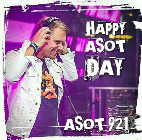 AlexMag503's tweet image. #HAPPYASOTDAY!!! #ASOT921
#ArminVanBuuren pres. #AStateOfTrance921
Esta semana, #ASOT921 con nueva música de @Super8Tab, @orjan_nilsen, @rodgmusic, @elevvenmusic y @djmaartendejong.  @rubenderonde está haciendo un XXL debido a su lanzamiento de álbum 'Diferente'. @KyauAndAlbert
