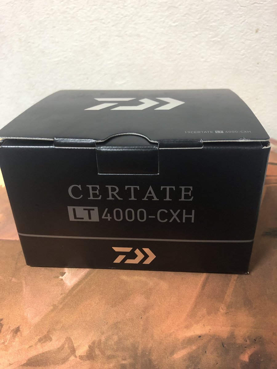 たんぶりんまん ついに買っちゃった ロックフィッシュ用のリール ダイワの19セルテート4000cxh とりあえずまいた感じやばい フィッシングショーで触ってから買うって決めててついに ロッドはxestaのブラックスターハード注文済み ダイワ たんぶりんまん ついに買っちゃった ロックフィッシュ用のリール ダイワの19セルテート4000cxh とりあえずまいた感じやばい フィッシングショーで触ってから買うって決めててついに ロッドはxestaのブラックスターハード注文済み ダイワ