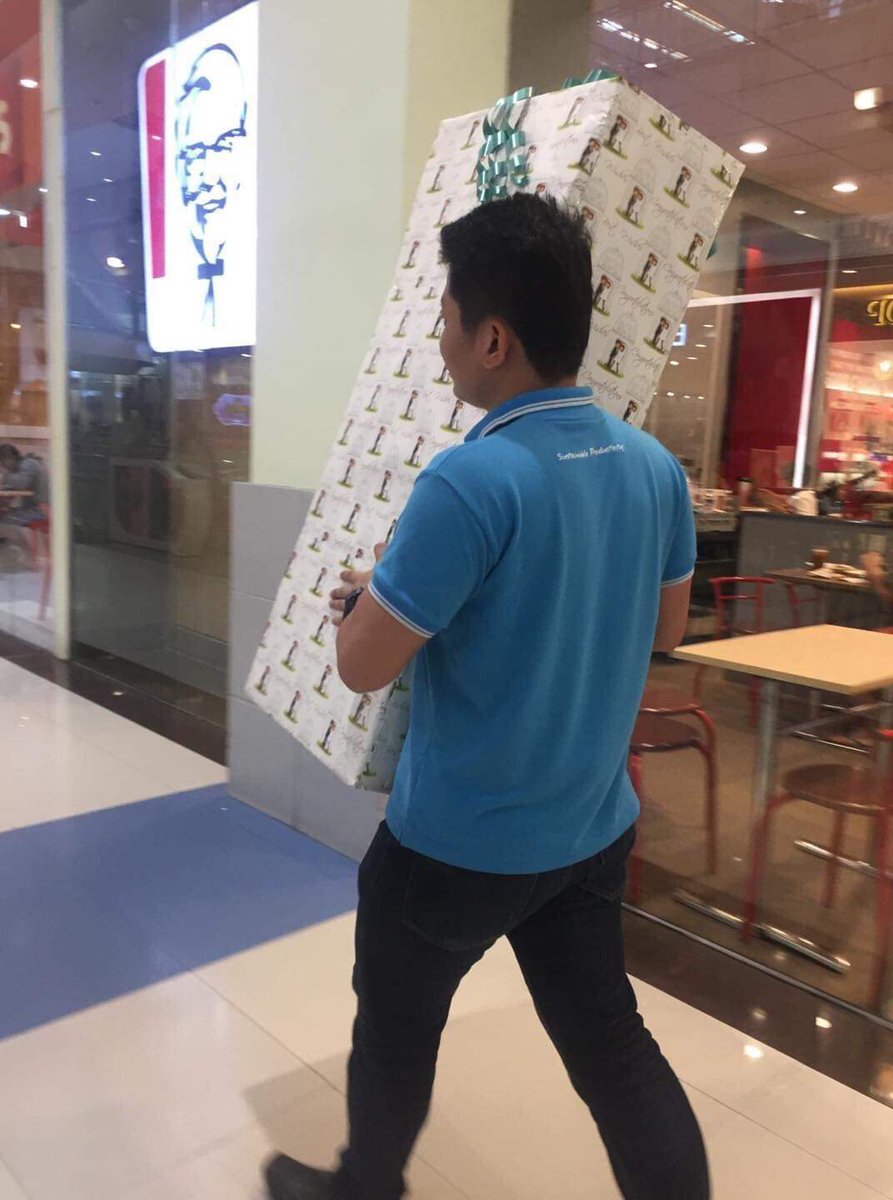 jjomiggy's tweet image. Abangan ang laman ng regalo bukas 😌 #Pabibo