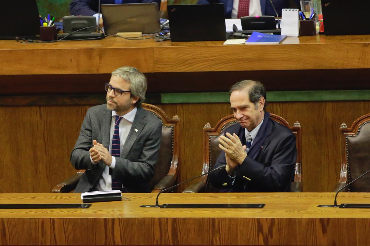 #PrensaMinjuDDHH 
Hoy <a href="/latercera/">La Tercera</a>  🗞️destaca:

Para entender: En qué consiste la ley que declara imprescriptibles los delitos sexuales contra menores

latercera.com/nacional/notic…