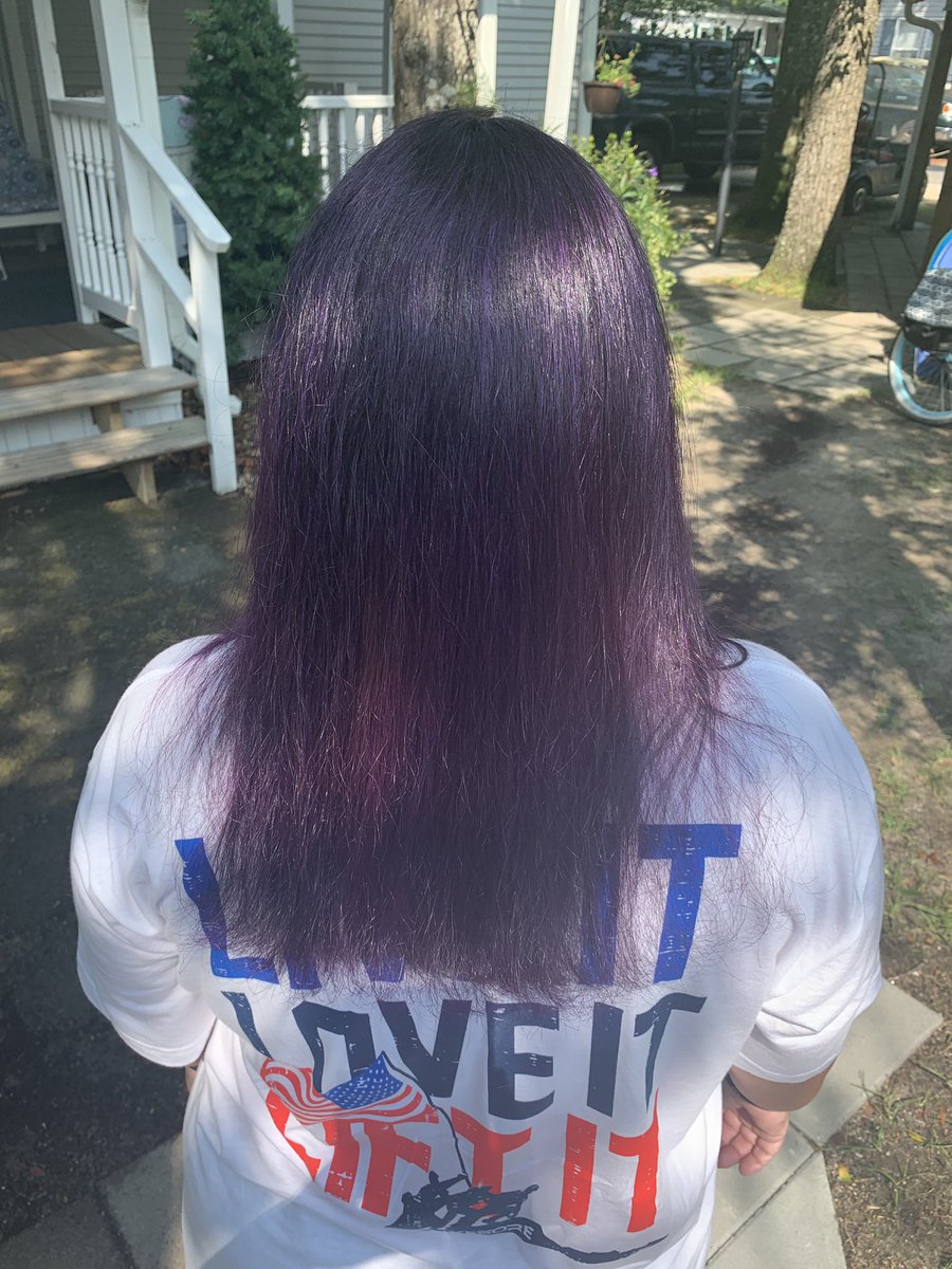 TheCBDMom's tweet photo. Some @oVertoneColor fun with my hair - this this is the purple for brown hair https://t.co/TFRjUN7AQz https://t.co/qQ6c2eSDH7