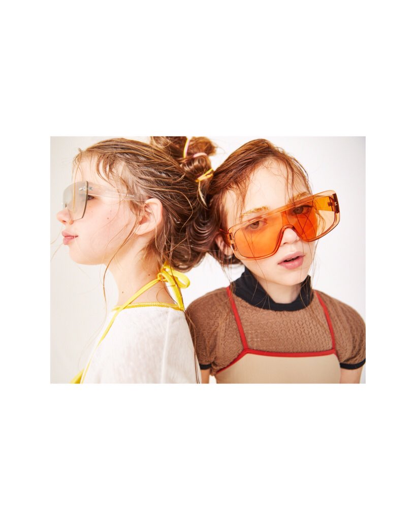Last cover story for @hooligansmagazine Coolest team with @federico_leone_ & @annahsegarra THANK YOU GUYS!! 💛.
.
.
.
.
#kids #holigans #golden #brow #messyhair #wethair #beautiful #makeup #makeupartist #hairstyle #sumervibes #barcelona #editorial #theartistedit