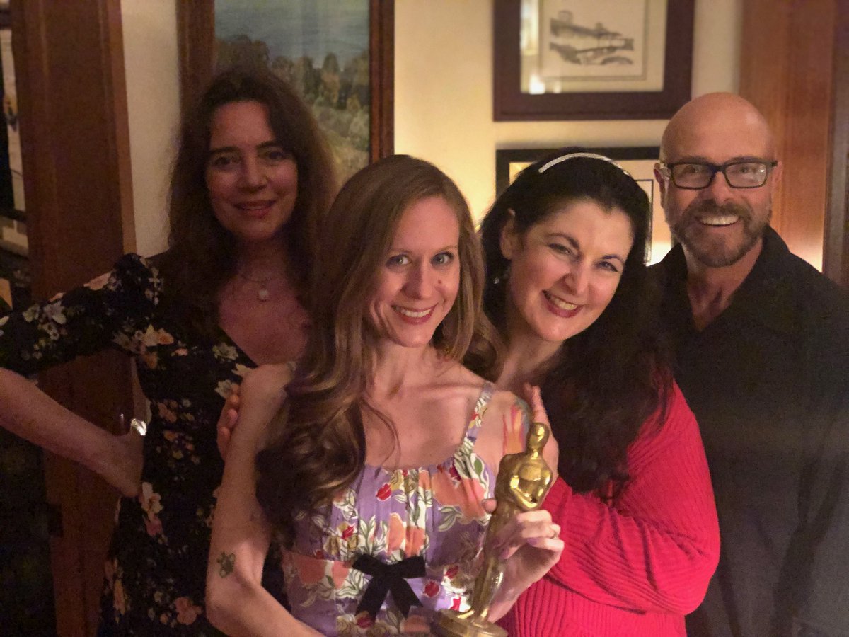 JulieCarmen3's tweet photo. When @JenneyMcAfee from our https://t.co/5U5nySMyOc got to hold one of #AlfredNewman ‘s NINE Oscars while attending #MAHMA chamber music with composers https://t.co/nPbwPSUQSA Maria Newman and Scott Hosfeld! #TheUnnecessarySalvationOfMaryMcDaniel #shortfilm #actorslife https://t.co/43YfUKkxbe