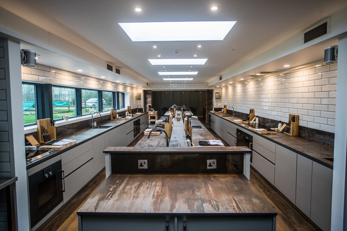 CosentinoUK's tweet image. Our Dekton surface is rapidly becoming the most sought after material for professional chefs due to its tactile and innovative nature. Find out why it's the top choice on our blog bit.ly/chefschoosecos…