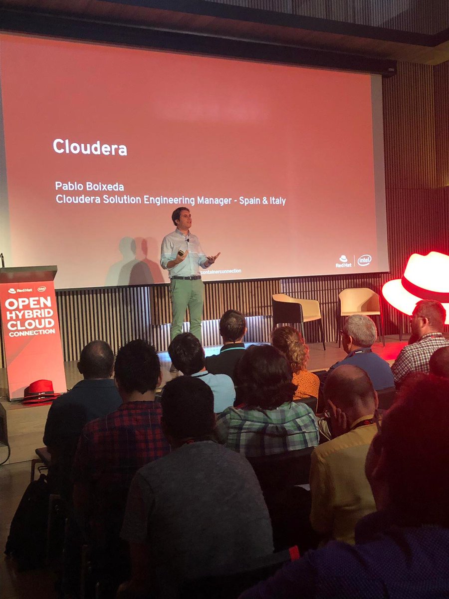 RedHatIberia's tweet image. Javier Sánchez Rubio y @pboixeda desvelan la mejor solución de infraestructura escalable y rentable para el #BigData de nueva generación, mediante la alianza estratégica con @Cloudera. #containerconnection