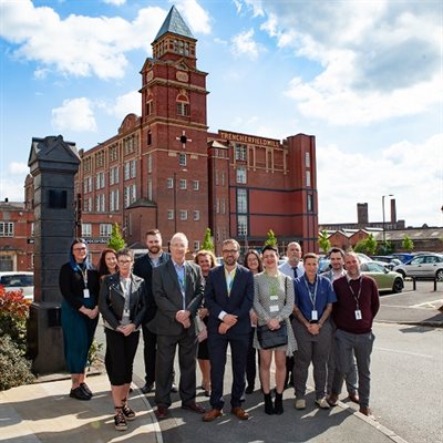 Investing in our borough to help our businesses grow.
Using heritage buildings as business locations. #wearewigan
#redgreenandblueallover”