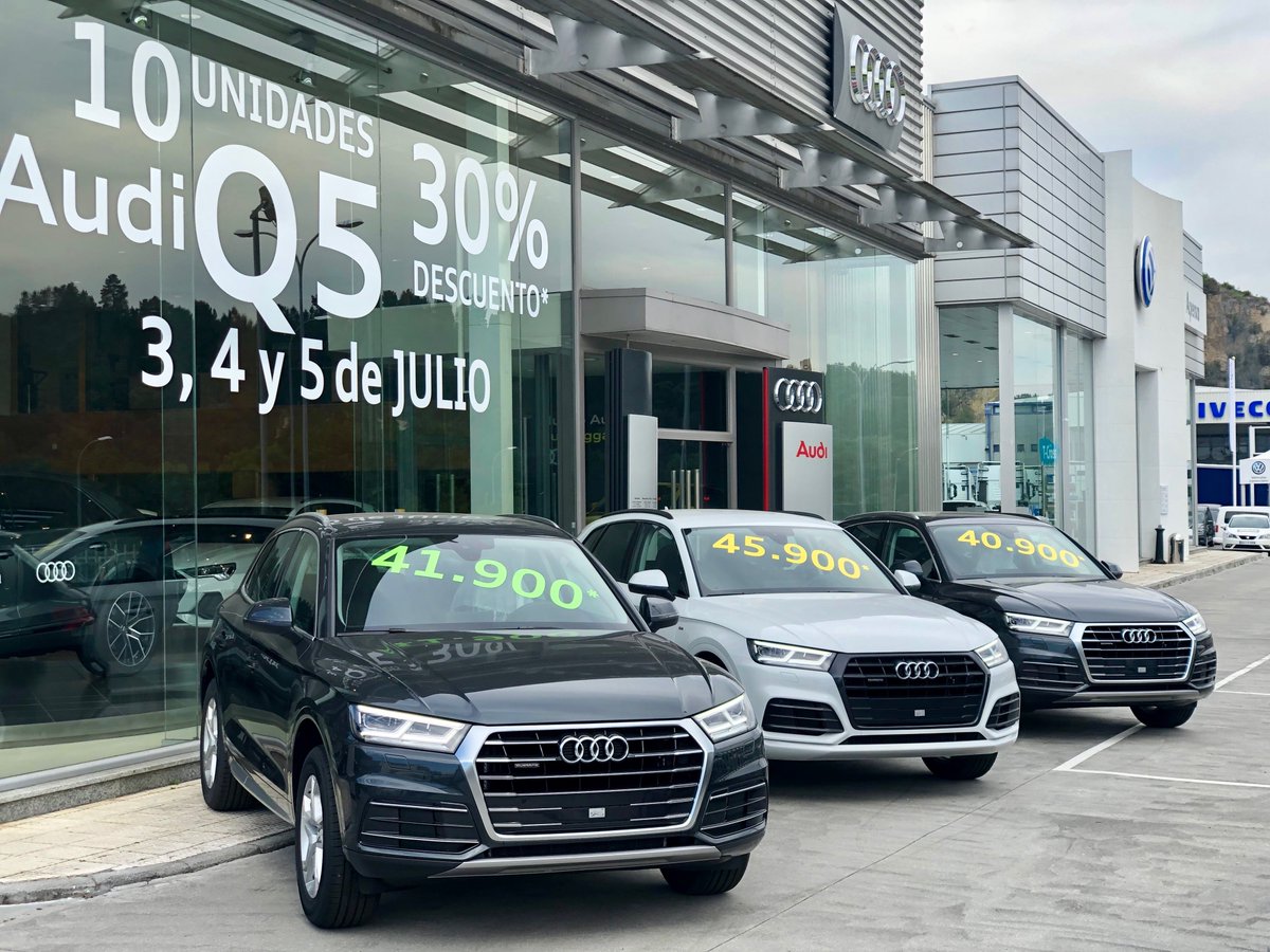 ApersaOurense's tweet photo. Ya no puedes decir que no es el momento‼️ En #ApersaOurense lo sabemos, y por eso tenemos tu Audi Q5 con un 30 % de descuento📣📣
No lo dejes pasar y ven a verlo los días 3, 4 y 5 de julio‼️
¿Con cuál de ellos te quedas?🤩
#Audi #Q5 #ItsAudiTime https://t.co/vNVu5dKHeQ