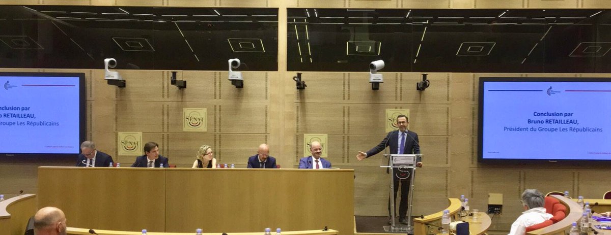 lesRep_Senat's tweet photo. "Nous avons voulu organiser ce colloque avec @fnb_officiel parce que nous posons le même diagnostique d'un ensauvagement de la société. (...) Cet ensauvagement n'a pas diminué. Pire : notre société s'est accoutumée !" @BrunoRetailleau
#ColloqueViolence https://t.co/jpNGd0k2qS