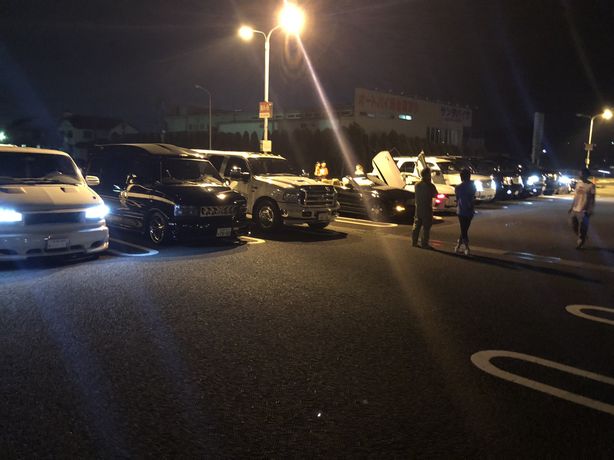ゆーすけ 固定ツイート更新 アメリカ独立記念日なのでアメ車乗りは愛車の思い出を載せる 大分のアメ車を盛り上げたい 九州のアメ車を盛り上げたい アメ車乗りと繋がりたい 生涯アメ車一筋 これからもよろしくお願いします T Co