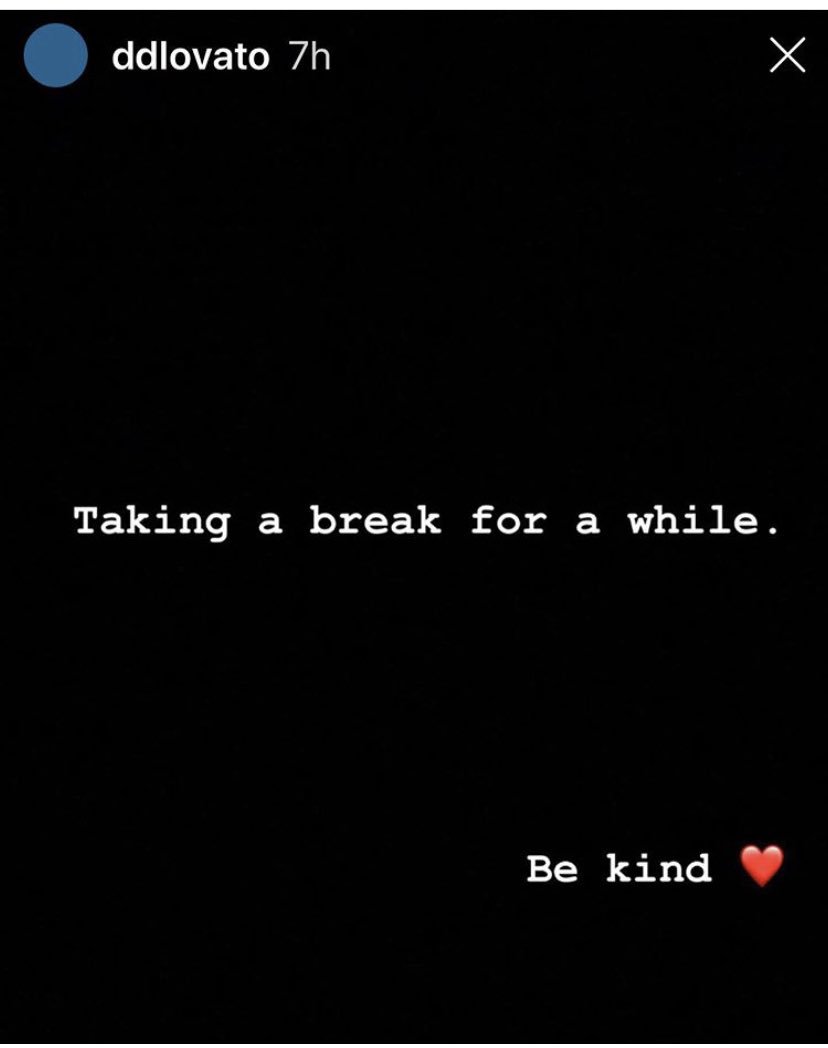 dd_lovatic_6's tweet photo. Demi is taking a break…thanks crazy Taylor fans 👏🙄 #WeStandWithDemi #WeLoveYouDemi https://t.co/ioA39UoByX