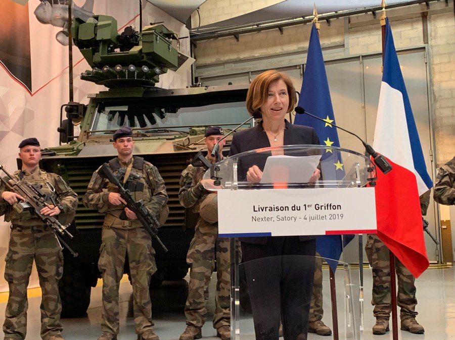 SCORPION : Le premier véhicule blindé blindé multi-rôles « Griffon » a été livré à l’armée de Terre . D-oFd8JXsAE6kls?format=jpg&name=900x900