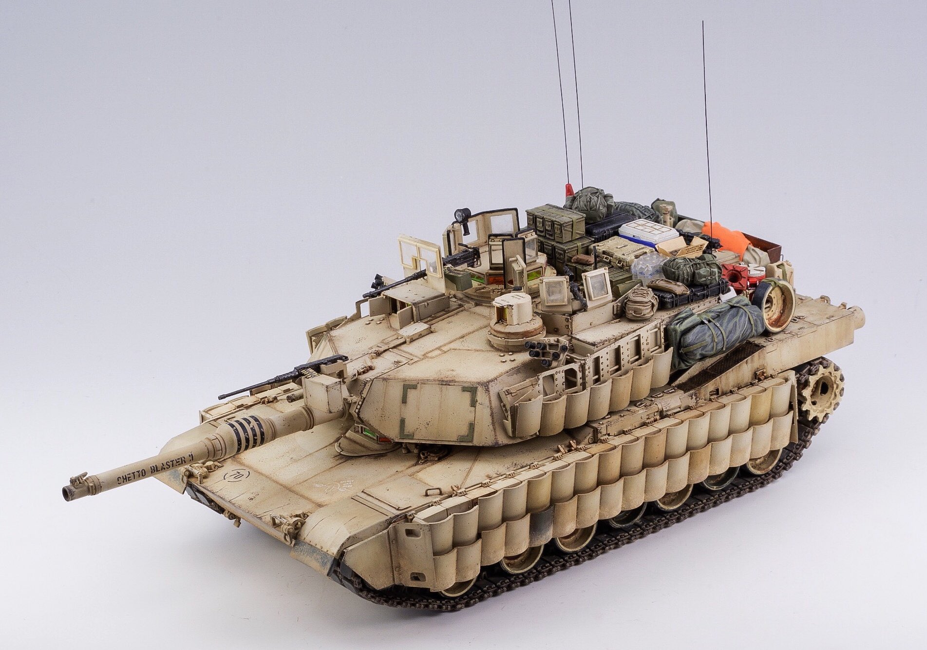 モンモデル　M1A2エイブラムス　1/35　プラモデル 楽天市場】モンモデル 1/35 アメリカ軍 主力戦車 M1A2 SEP TUSK1
