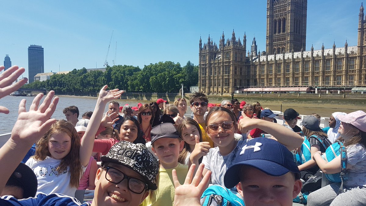 WillowsM22_Y5's tweet photo. More London fun. https://t.co/g2uWTp7NEp
