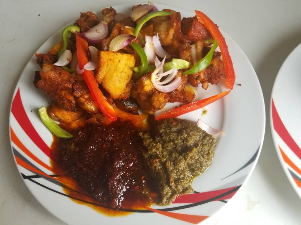 GhCabin's tweet photo. You deserve the best in life. Try Food Cabin! https://t.co/3WCjKHUeGk