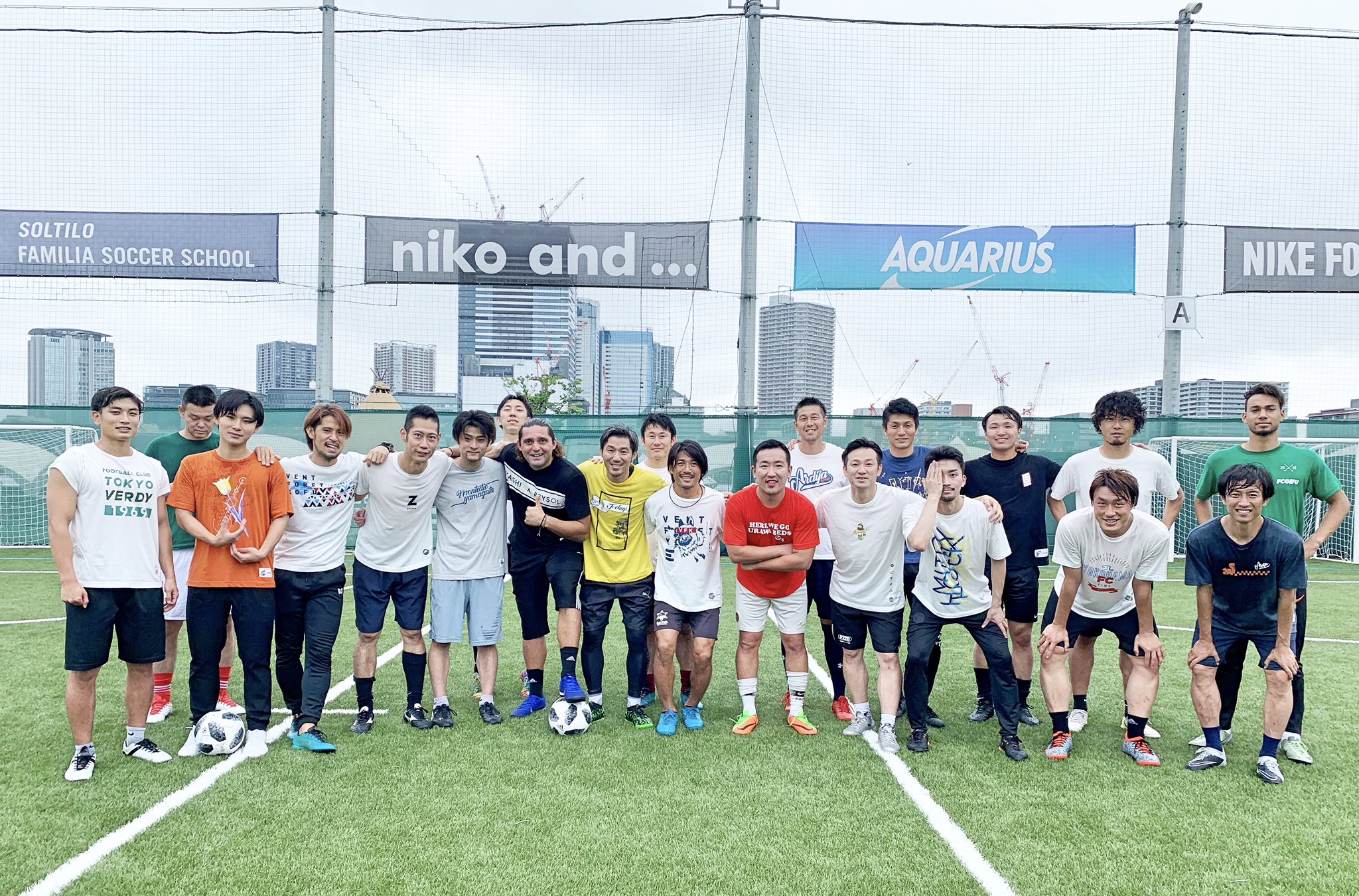 菊池康平 J League Niko And のコラボtシャツは今年もカッコいいです 元jリーガーの皆さんと ゆっこまま 鈴木規郎 阿部祐大朗 村山祐介 田村仁崇 渡邊大剛 加藤大志 宇留野純 長谷川太郎 ノグチピントエリキソン 松ヶ枝泰介 西川吉英