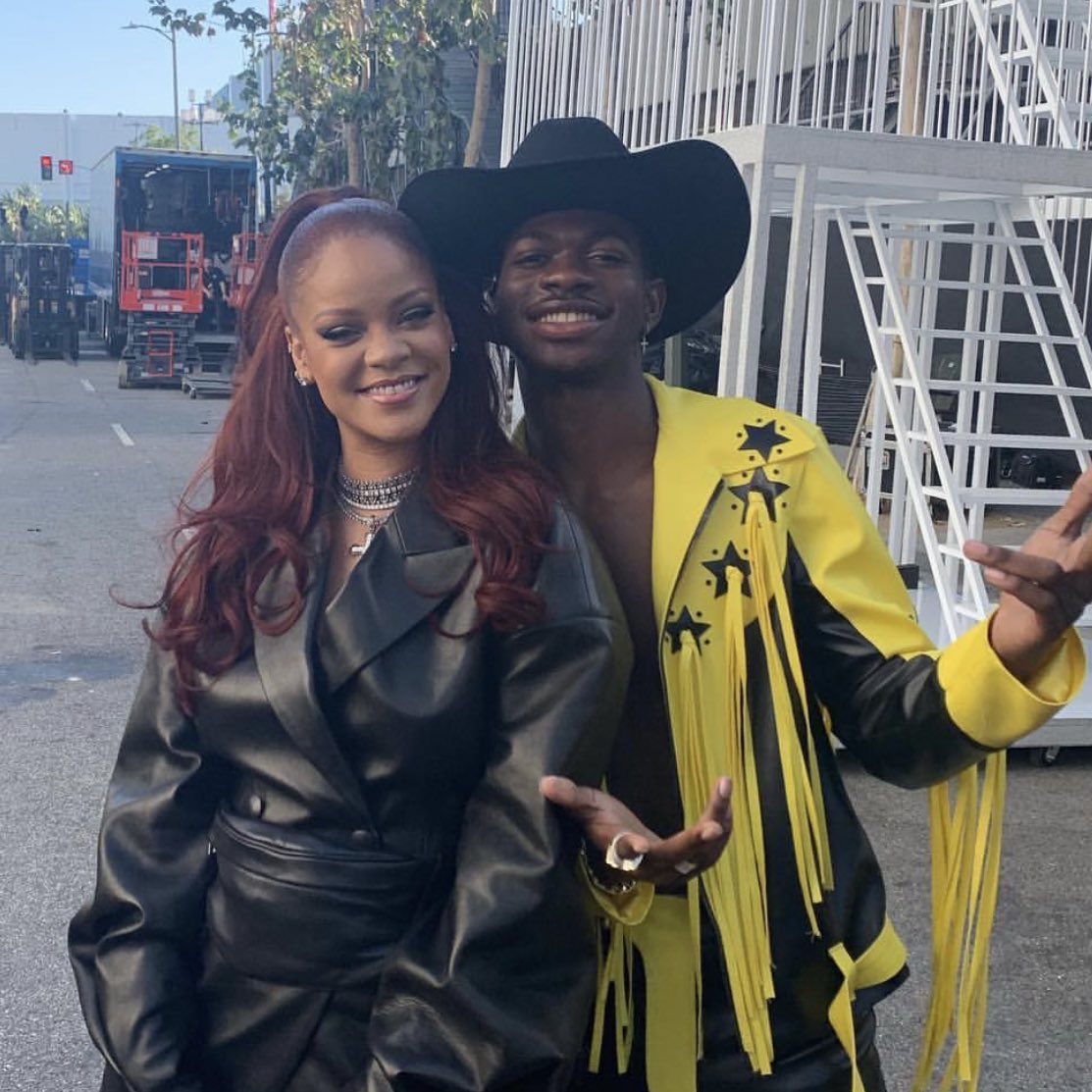 LilNasX's tweet image. lmfaooooo