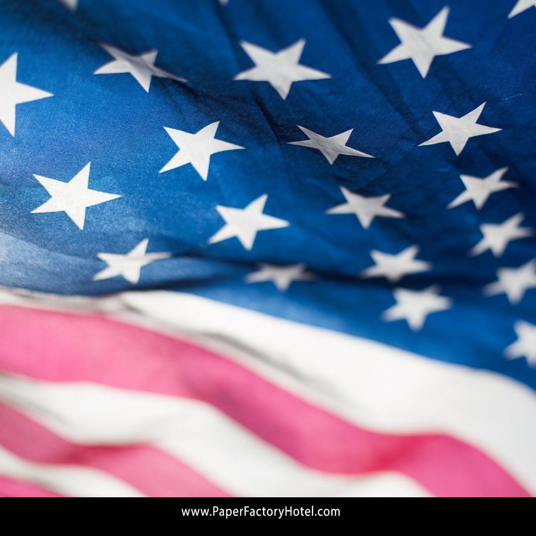 PaperFactory's tweet image. 🇺🇸🗽 Wishing you a safe &amp;amp; happy Independence Day!

#4thofjuly #fourthofjuly #independenceday #patriotism #america #unitedstates #usa #veteran #fourthofjulyweekend #fireworks #fireworksdisplay #starsandstripes #redwhiteandblue #paperfactoryhotel #LIC #NYC #ILoveNY