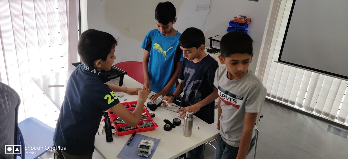 EdutechIndia's tweet image. The #STEM Yearly Program 2019 off to a good start at #STEMAcademy, Bangalore.
#STEMStudio