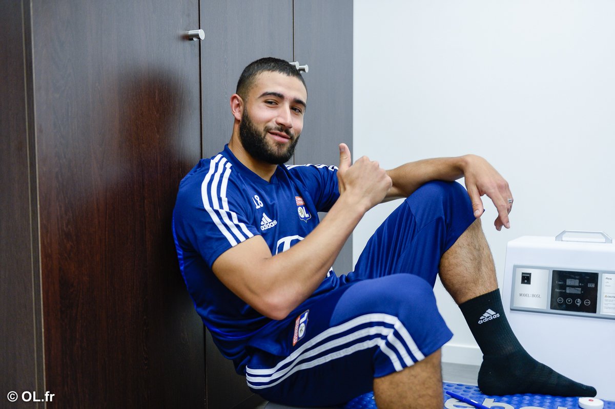 Jonathan On Twitter Tes Vacances Se Sont Bien Passees Nabil Ca Va Ca Va C Est Bien Pour L Equipe C Est Bien Pour L Equipe