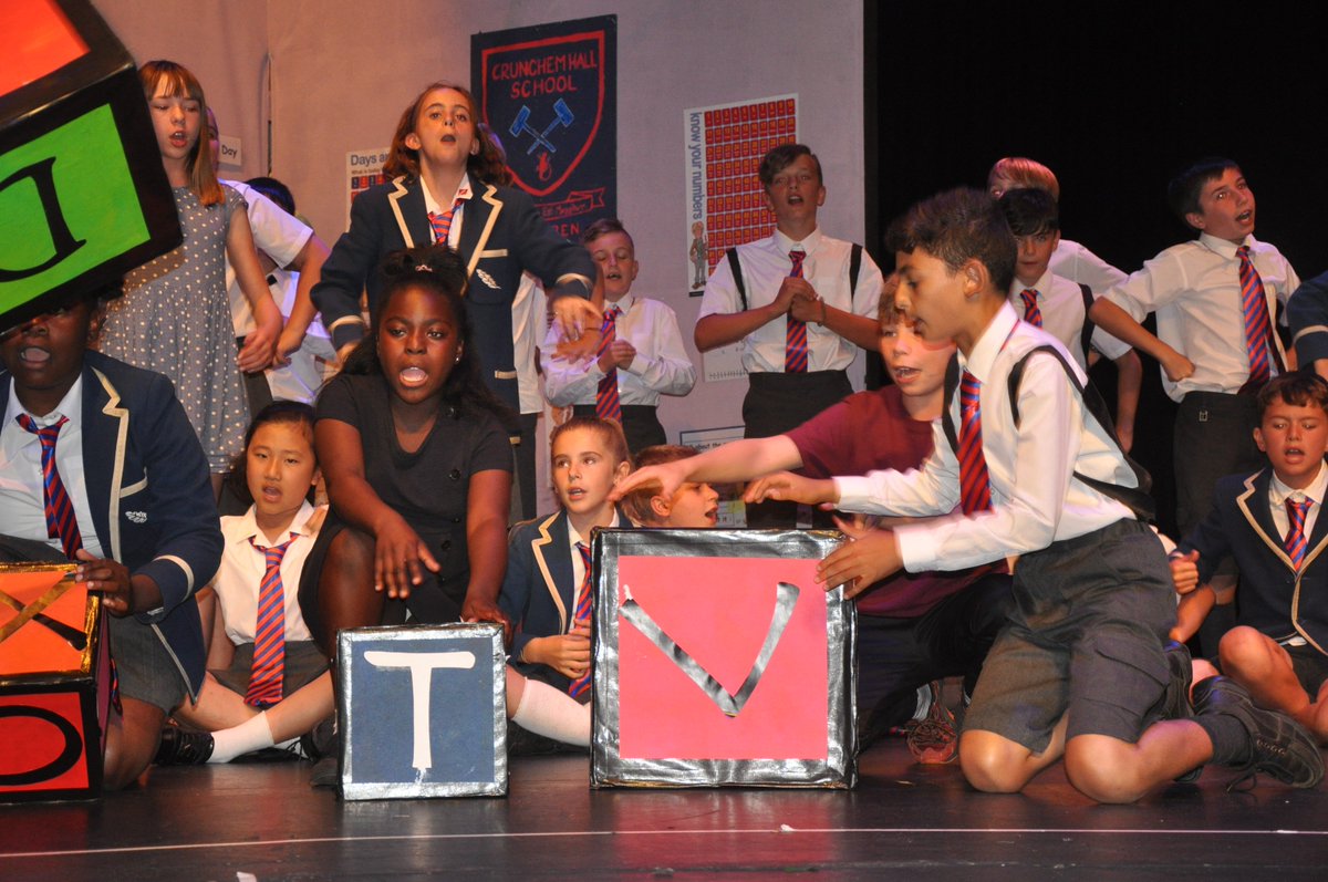 SealCEPrimary's tweet photo. Matilda Class of 19 https://t.co/HYweCxH5Wp