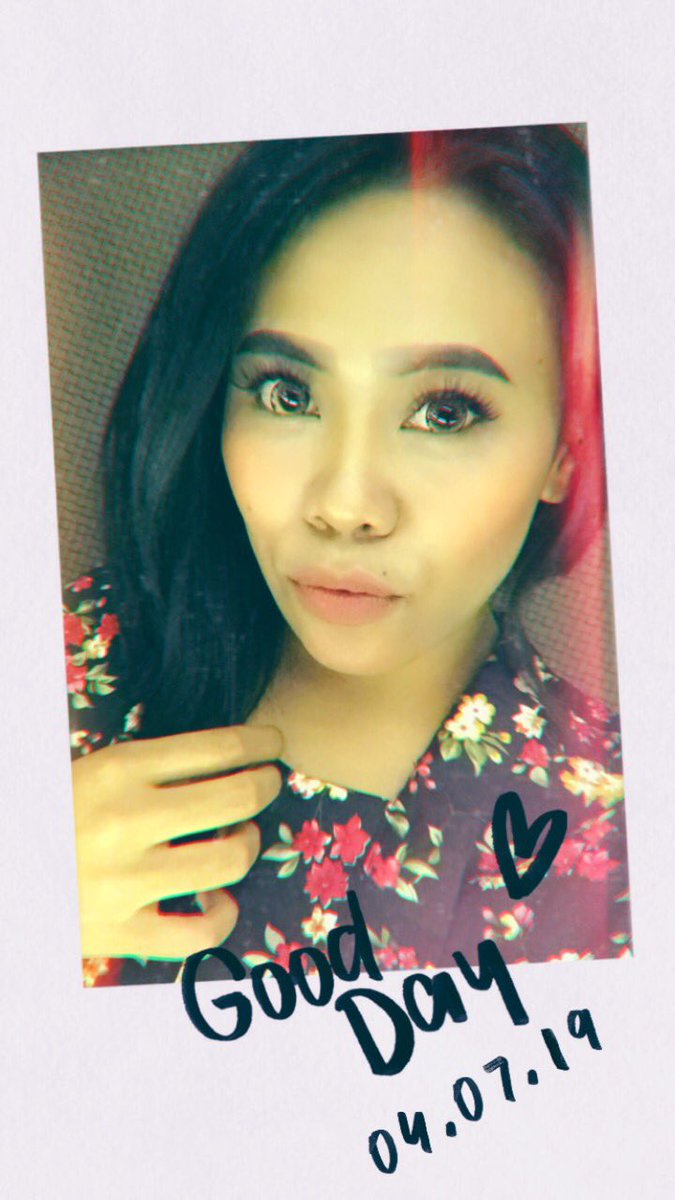 yosiana_resti's tweet photo. Dadi wong jowo sing njawani. Filosofi jowo kuwi adi luhung, tur yo ora ketinggalan jaman.
#paradiseofjava #eventsolo #varunaentertainment #javaparadise #solokotabudaya #kartonyonomedotjanji #bijakjawa https://t.co/QFuJnCASDR