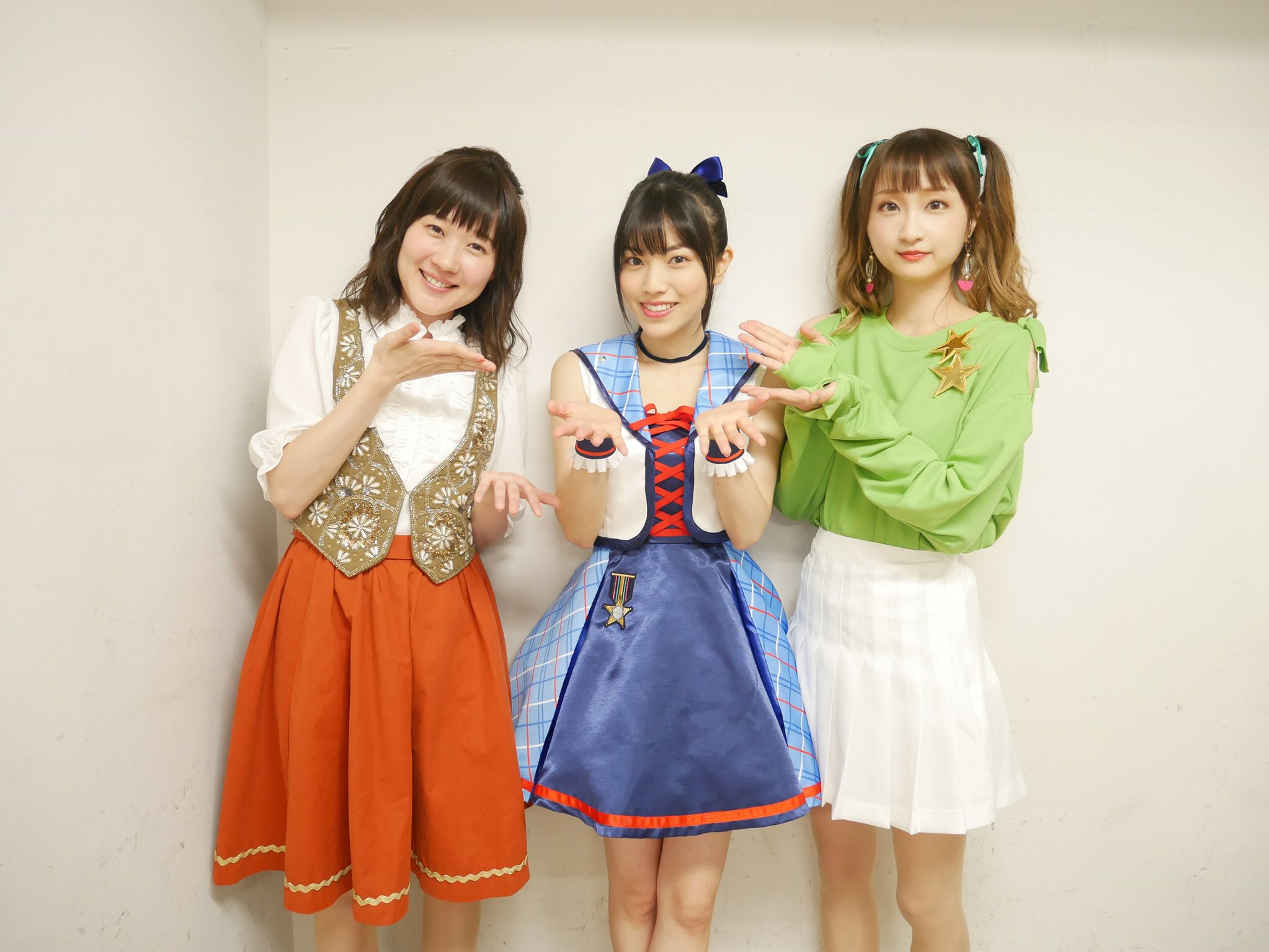 秋奈 そしてそして 昨日は アイカツ5thフェス のblu Ray発売日でしたね みんな楽しむ準備はオケオケオッケー こうやってアイカツメンバーとみんなでイベントができて本当に本当に嬉しかったです 今度はそらちゃんも一緒に みんなで