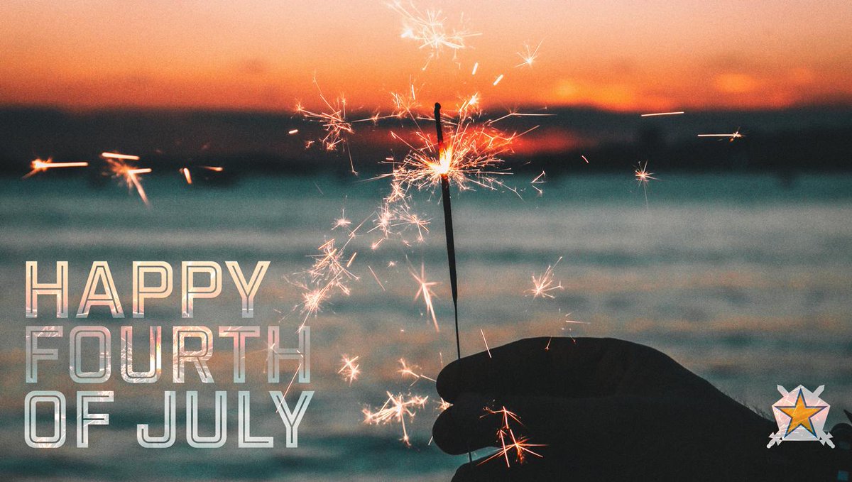 PiKappaPhi's tweet image. RT if you're proud to be an American and proud to be a Pi Kapp. 🇺🇸 Happy Independence Day! ⚔️ Have a safe and happy #4thOfJuly!