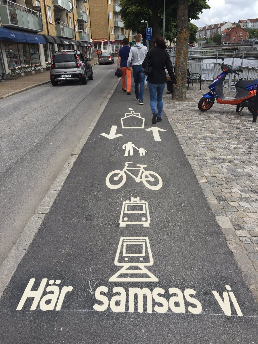 <a href="/JoelEdding/">Joel Edding</a> Jag fyllde på med några fordon till som jag tyckte att de hade glömt. Varför begränsa sig, liksom? Här finns plats för alla!
