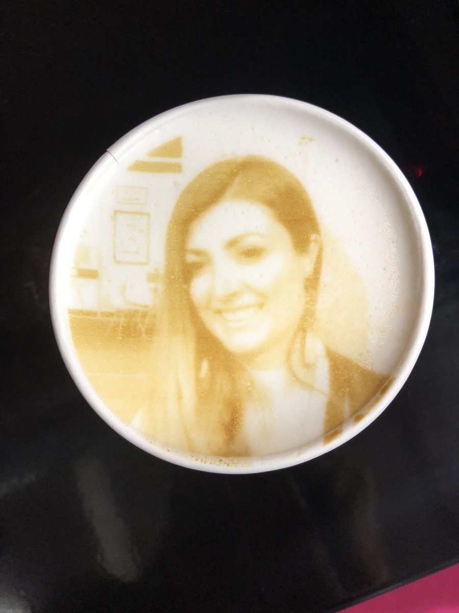 Holly Moore - CEO & Founder tweet media