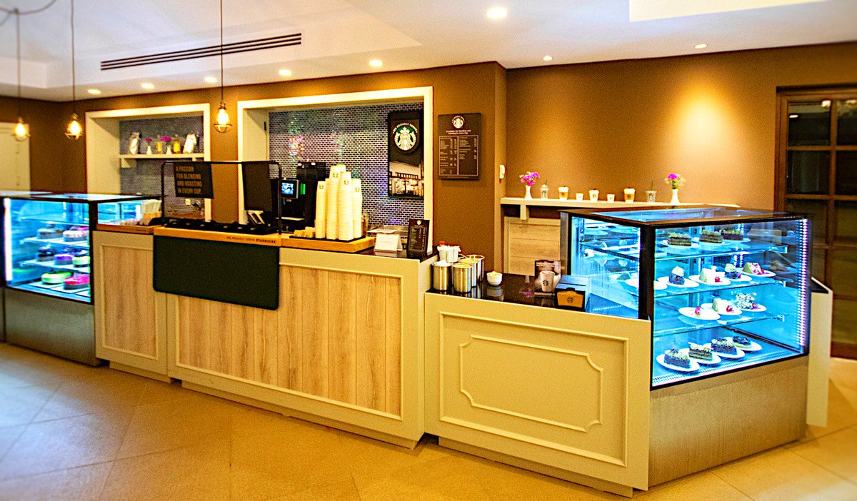 starlightresort's tweet photo. Coffee & fresh cakes at the patisserie in Starlight shopping floor. ☕🍰🍥🎂😋 #embracefun #starlightresort #coffee #cake #cookie #latte #espresso #foodgram #worldofsunrise https://t.co/wHLlaLxGLW