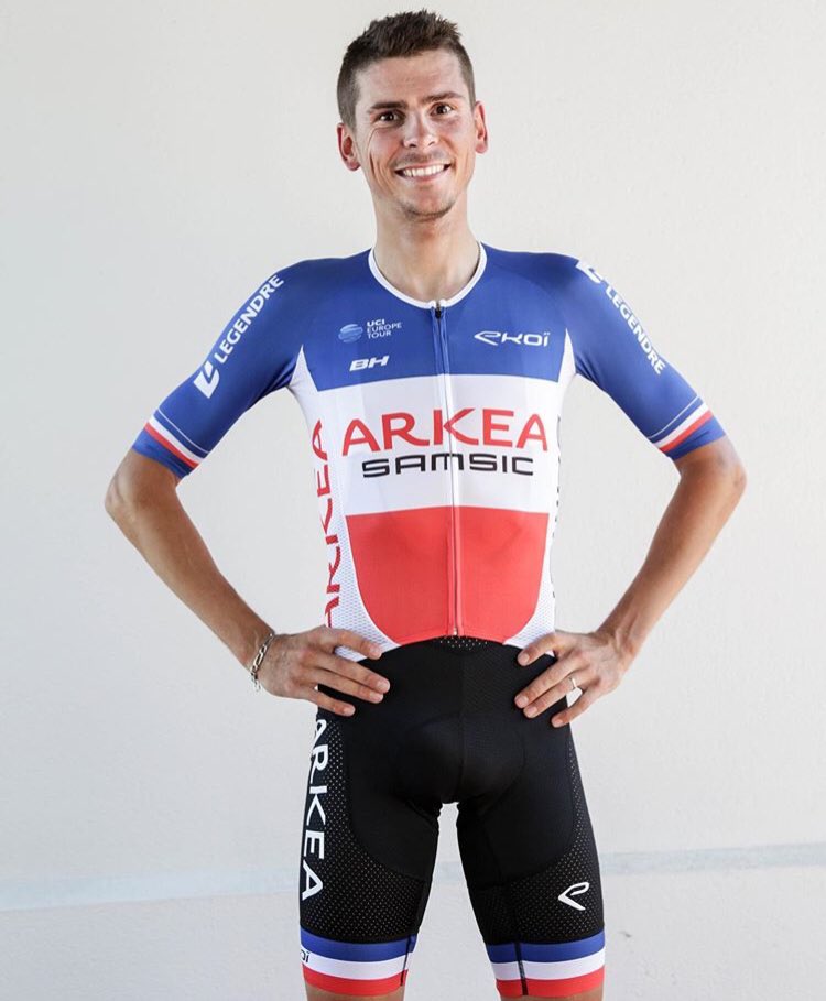 Vous ne verrez rien de plus beau aujourd’hui. 

N’est-ce pas <a href="/DansLaMusette/">Dans la Musette</a> ? 😍