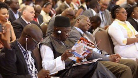 ECA_OFFICIAL's tweet photo. #SeydouSadou, Min. du commerce du #Niger, demande aux #African #CSOs d’apprendre à œuvrer ensemble &amp; à jouer des rôles pol. complémentaires « en tant que #gatekeepers #advocates #mobilizers #educators #researchers &amp; #PolicyAnalysts dans le cadre de #AfCFTA

#ImplementingAfCFTA https://t.co/nd5AWW980C