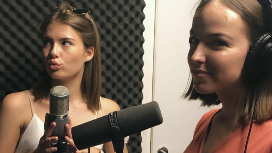 Aujourd’hui, <a href="/JusteZoe_Ytb/">Juste Zoé</a> et <a href="/hellooo_beauty/">Clémence</a> démarrent un nouveau projet 🤫 À suivre.