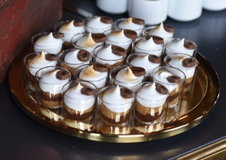 Happy 4th of July! Nothing says summer like s’mores. Petite S’more Parfaits are always a hit at the party. Hope everyone has a fun, relaxing, and safe holiday weekend. #fourthofjuly #smores 

📸: Brett Dorrian Artistry Studios <a href="/brettdorrian/">Brett Dorrian</a>
