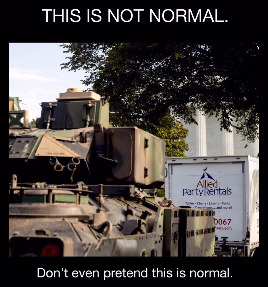 ethicslaw's tweet photo. Allied party rentals and tanks at the Lincoln Memorial. https://t.co/3KMyQRcj0p