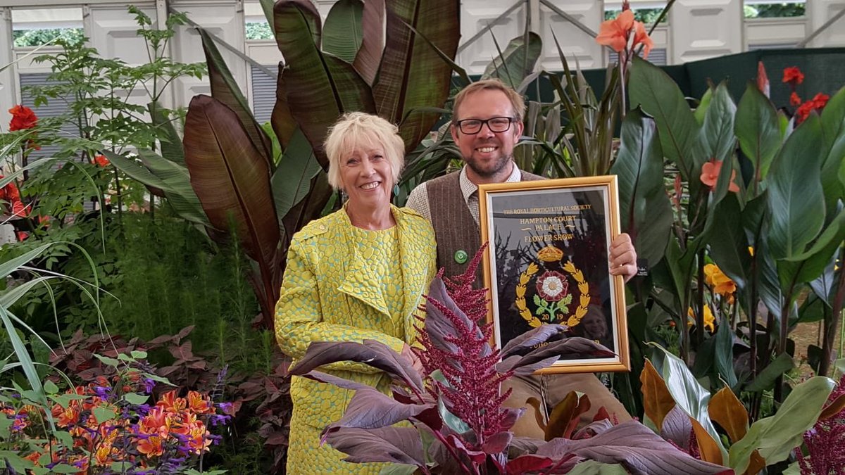 A huge congratulations to <a href="/stevenedney4/">Steven Edney</a> - a gold medal and best exhibit in the floral marquee #RHSHamptonCourt and holder of #NationalPlantCollection of #Plectranthus and dark leaved #Dahlia