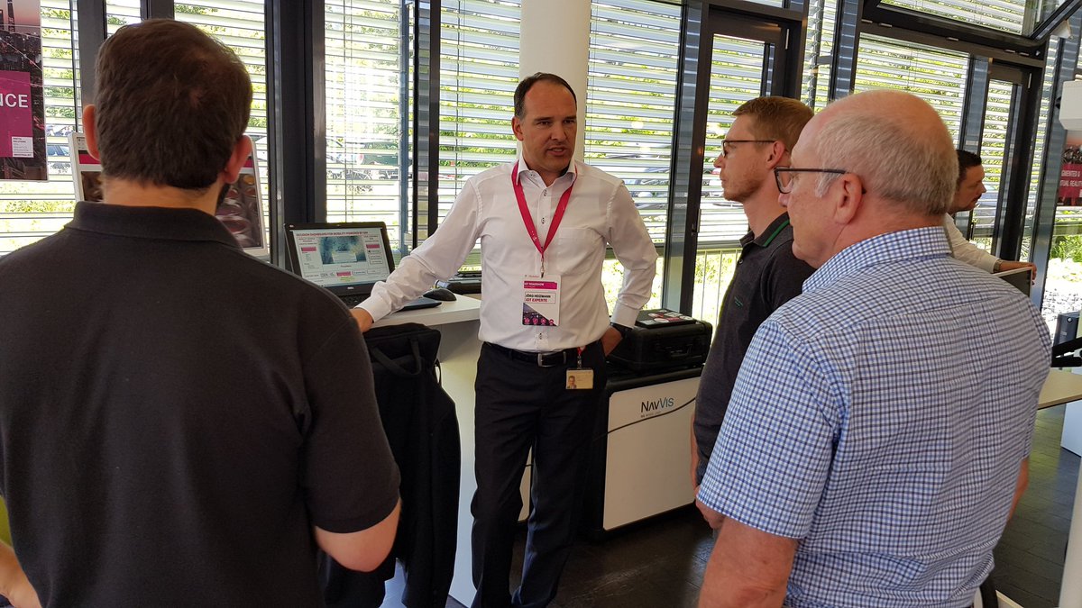 Arne76's tweet image. IoT Roadshow in Stuttgart zusammen mit den Kollegen der TDG. Internet der Dinge erlebbar machen. #telekomwall #werkstolz #Lovemagenta #iot #digitalSolutions
