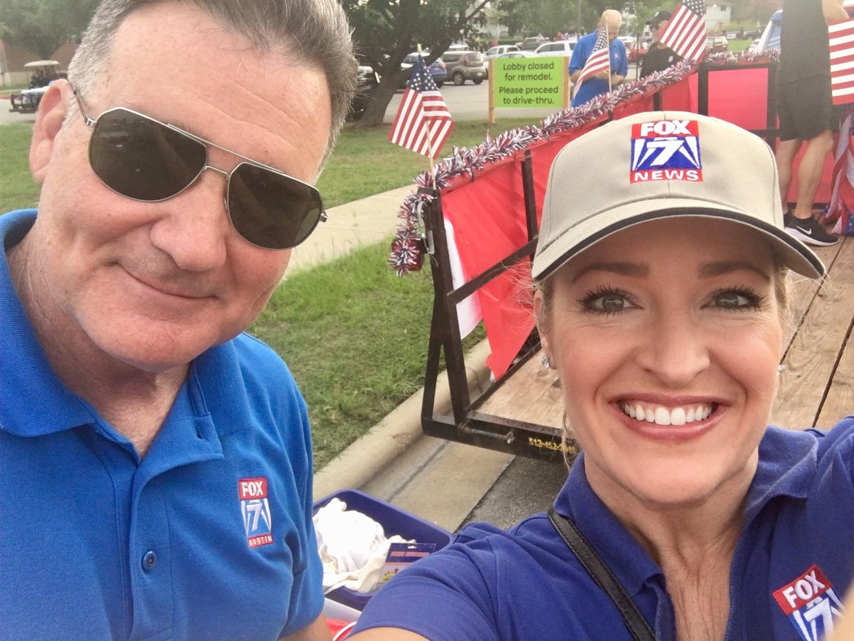 Countdown to the @roundrocktexas #4thofjulyparade in downtown. Starts at 9:00 this morning. Join me and <a href="/MikeONFOX7/">Mike Warren</a> <a href="/ScottFisherFOX7/">Scott Fisher</a> and <a href="/dennisonfox7/">Dennis de la Pena</a> ! <a href="/fox7austin/">FOX 7 Austin</a> #fox7austin