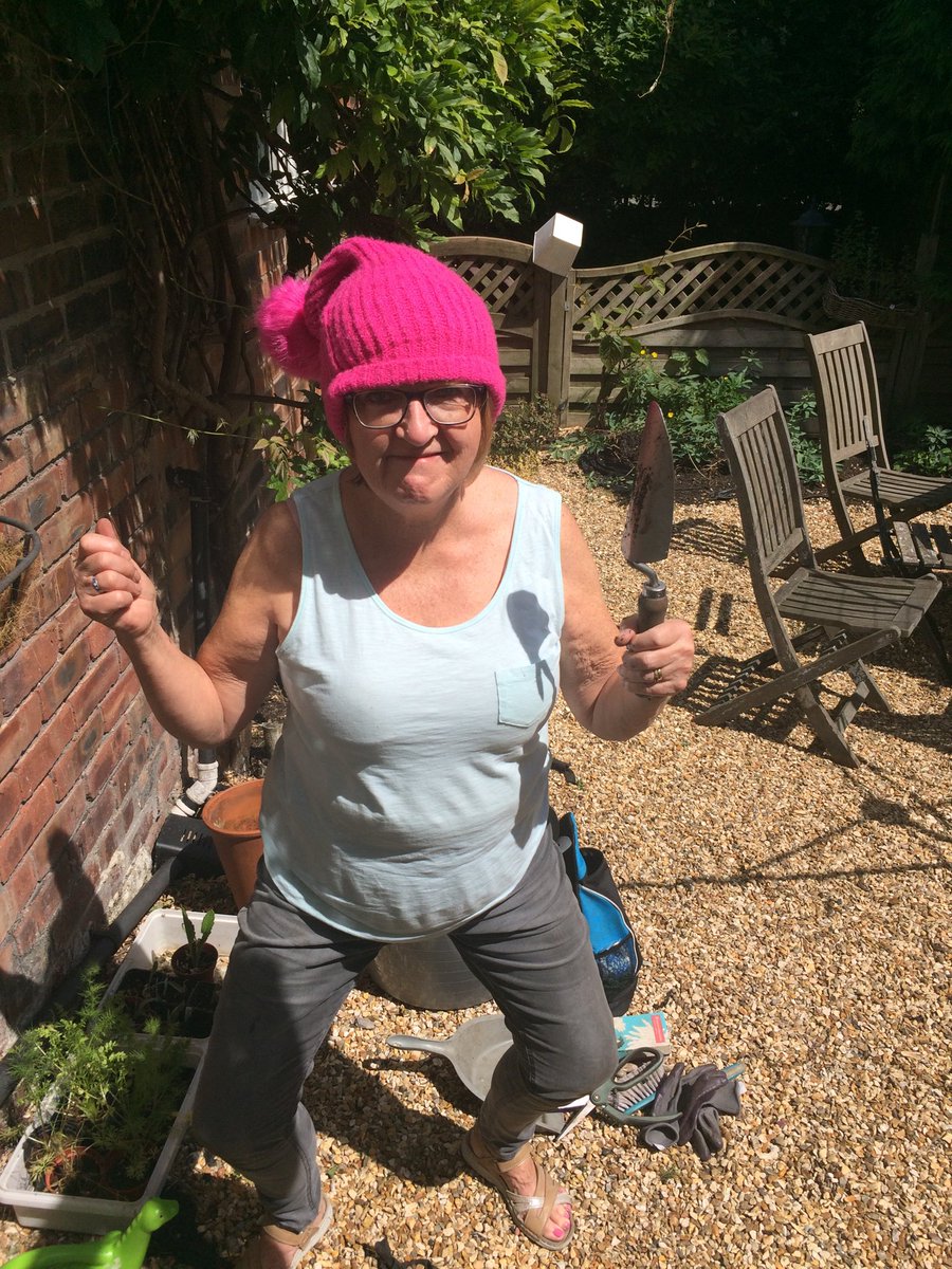 dicannell's tweet image. Couldn’t find a sun hat for my mum! #makedo #alwaysasolution