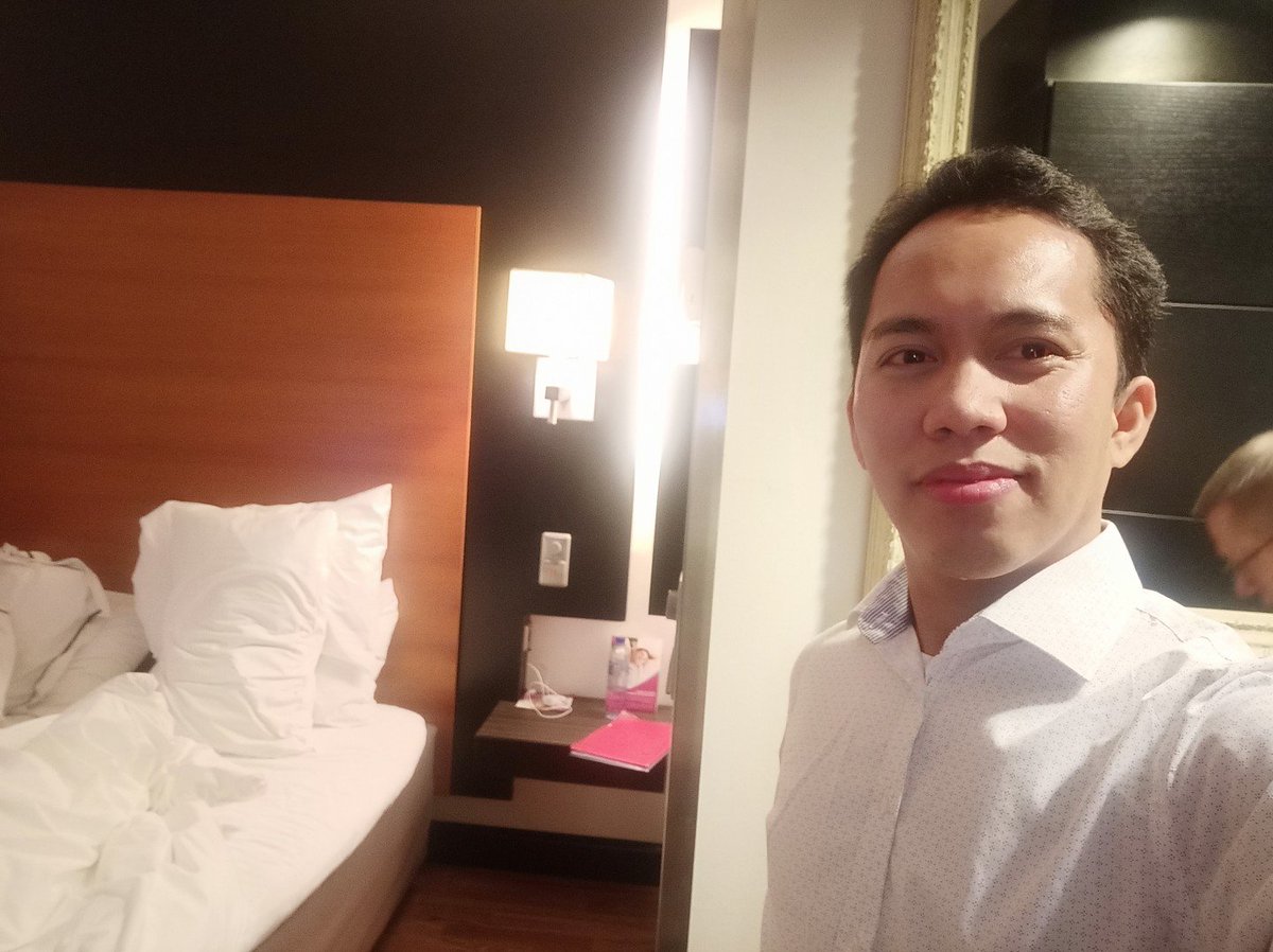 junastweeter's tweet image. 