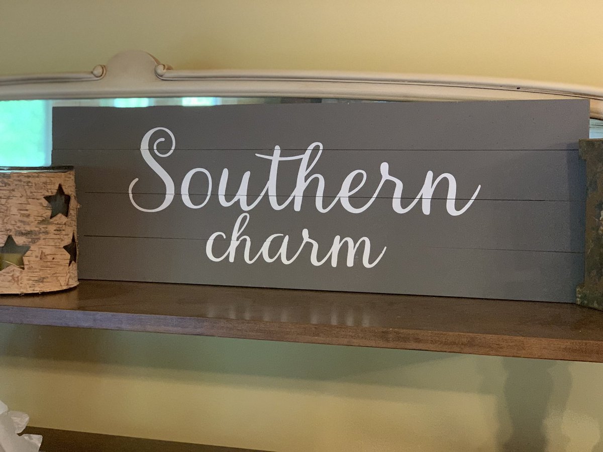 Love the new sign I found at Hobby Lobby yesterday on clearance.  One day I’ll live in the south, at least that’s the plan.  Love South Carolina & Georgia.  Goals!! #southerncharm #onedayillliveinthesouth #hobbylobbyfinds #hobbylobby #clearencescore #goals