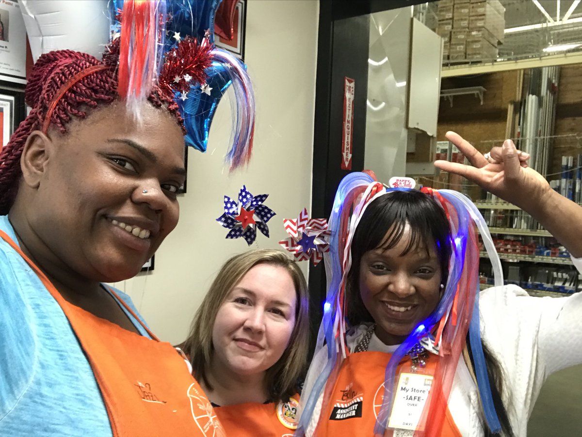 4th fun starting ⁦<a href="/Broomall_HD4181/">BroomallHomeDepot</a>⁩ !
⁦<a href="/Lorrainbutler/">Lorraine</a>⁩ ⁦@watlock5⁩ ⁦<a href="/dennison_bryan/">Bryan Dennison</a>⁩