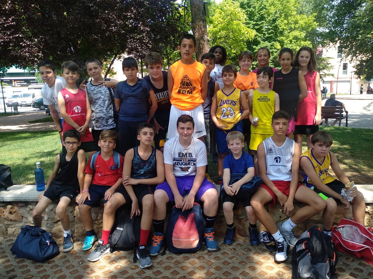 Hoy queremos felicitar a Mario, Infantil de las Escuelas, que ha celebrado su cumpleaños en el Campus.

🎉🎊🎉🎊