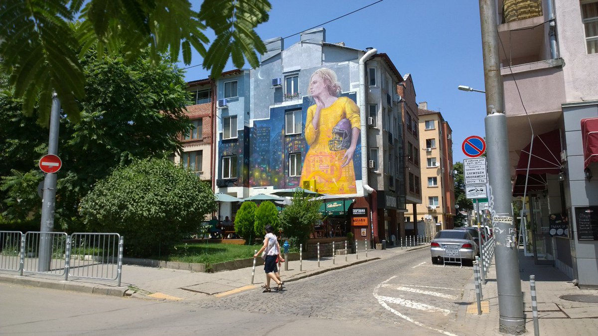 places2stay's tweet photo. 🍭 Summer in the city 🎨 #sofia murals by #nasimo 😍
#graffiti #bulgariamurals #murals https://t.co/TM5k9sqdIz